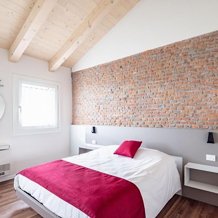 Ca Mia Rododendro & Mughetto Rooms Vicenza Bagian luar foto