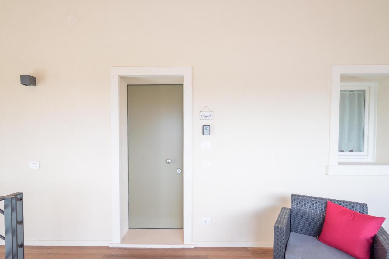 Ca Mia Rododendro & Mughetto Rooms Vicenza Bagian luar foto